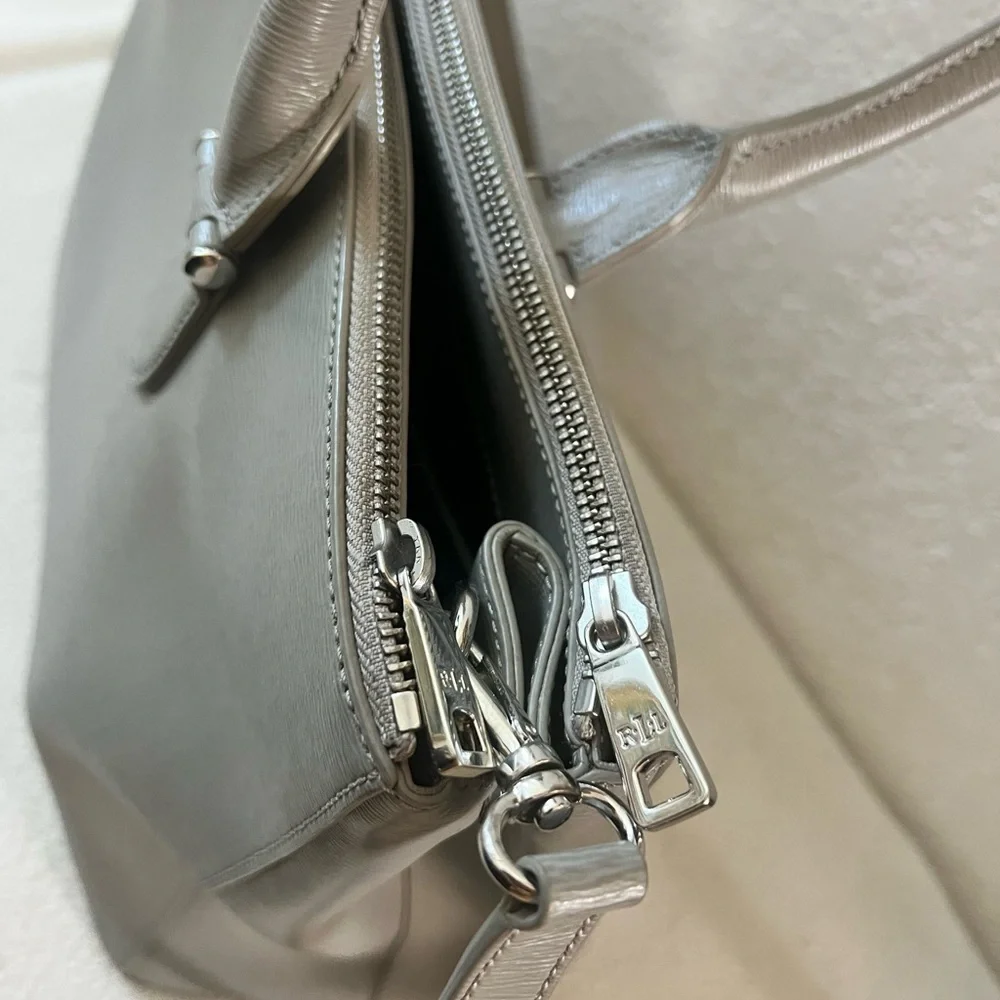 Lauren Ralph Lauren Gray Leather Newbury Double Zip Satchel Crossbody TotePurse